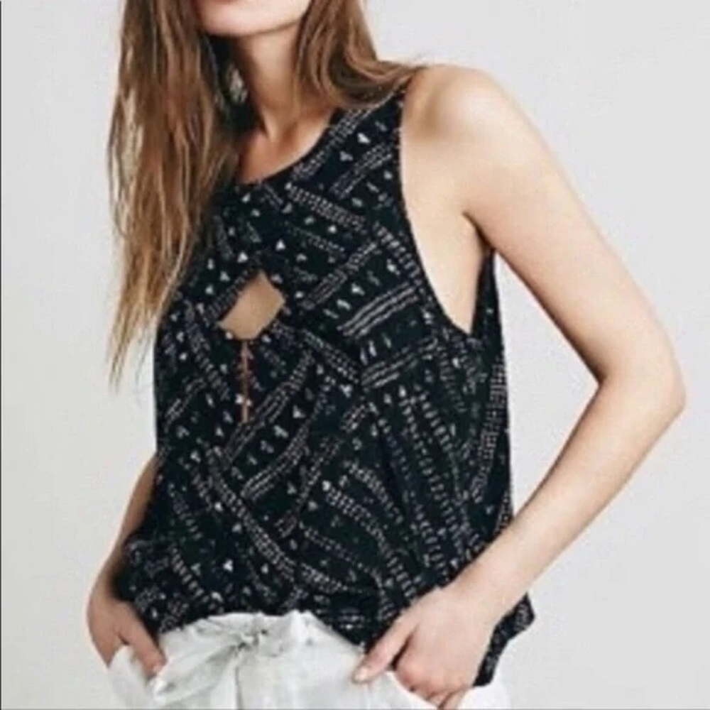 Free People Keyhole Cutout Black Patterned Sleeveless Top
